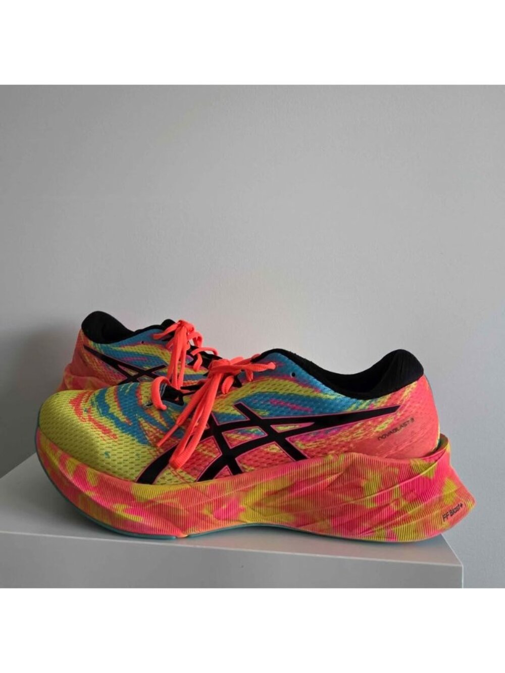 ASICS Novablast 3 Running Shoes Men’s US 13 Multicolor Athletic Sneakers